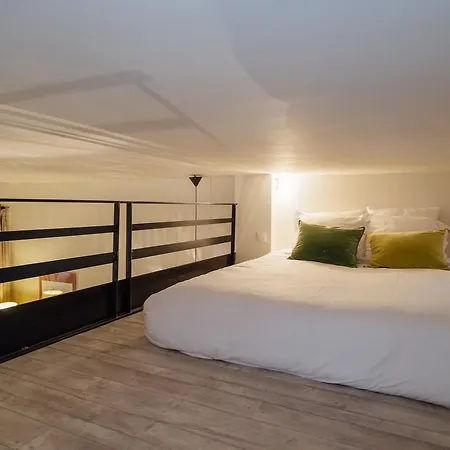 - Loft 23 Port Apartment Nice